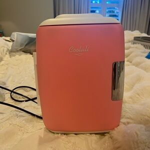 Cooluli Pink Mini Fridge